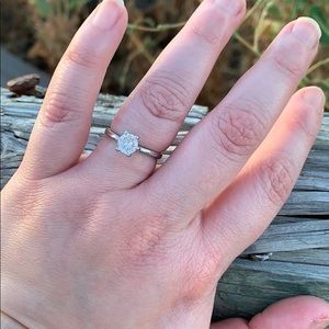 ❌TRADED!!❌ 2ct Radiant Colorless Moissanite Solitaire Ring